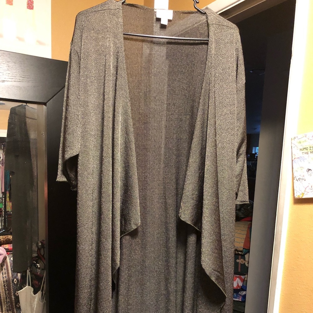 Lularoe small elegant Shirley